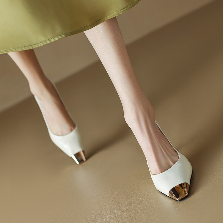 7.5 cm Italian-Style Patent Leather Stiletto Heels for Women - Comfortable Soft Sole, Sexy Genuine Leather Design 7.5 cm Italian-Style Patent Leather Stiletto Heels for Women - Comfortable Soft Sole, Sexy Genuine Leather Design