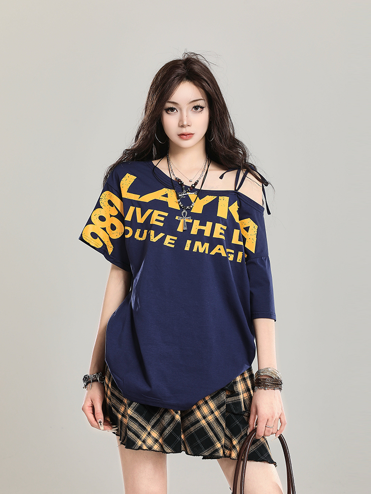 90s Retro Off-Shoulder Short Sleeve T-Shirt for Women - Summer 2025 Loose Fit Unique Casual Top 90s Retro Off-Shoulder Short Sleeve T-Shirt for Women - Summer 2025 Loose Fit Unique Casual Top