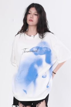 Abstract Butterfly Graphic Short Sleeve T-Shirt for Women - Trendy Hip-Hop Loose Fit Tee Inspired by Nature and Niche Designs