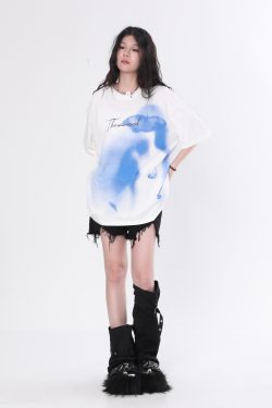 Abstract Butterfly Graphic Short Sleeve T-Shirt for Women - Trendy Hip-Hop Loose Fit Tee Inspired by Nature and Niche Designs