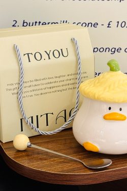 Adorable Yellow Duck Ceramic Mug with Lid – Cute Fun Water Cup for Girls, Perfect Gift for Animal Lovers and Home Decor