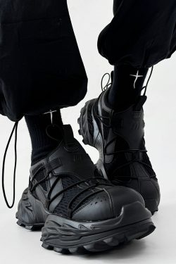 All-Black 18XL Dad Shoes for Men - Trendy Functional Outdoor Hiking Mountaineering Sneakers for Couples