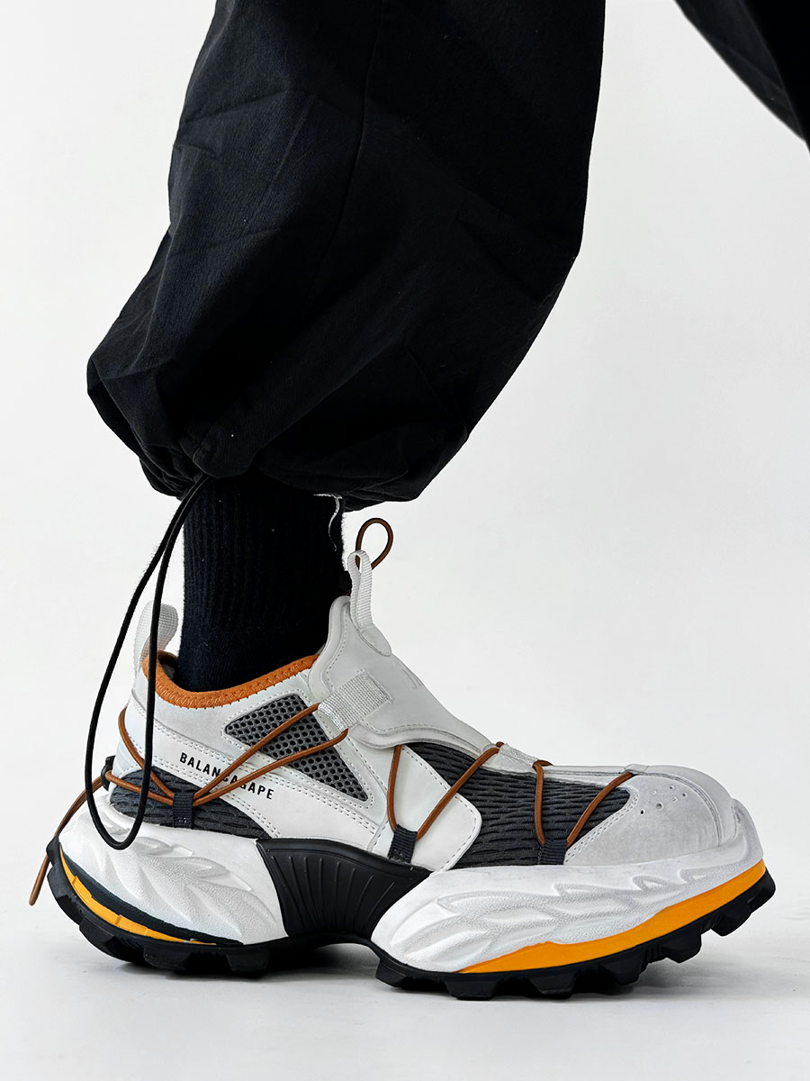 All-Black 18XL Dad Shoes for Men - Trendy Functional Outdoor Hiking Mountaineering Sneakers for Couples All-Black 18XL Dad Shoes for Men - Trendy Functional Outdoor Hiking Mountaineering Sneakers for Couples