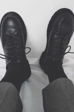 All-Black Men's Leather Shoes - Harajuku Style Thick-Soled Japanese Retro Round-Toe Casual Trendy Footwear