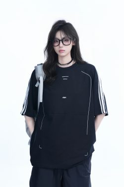 American Retro Black Short-Sleeve T-Shirt for Women – Loose Fit, Summer Casual Tee with Trendy Graphic Design