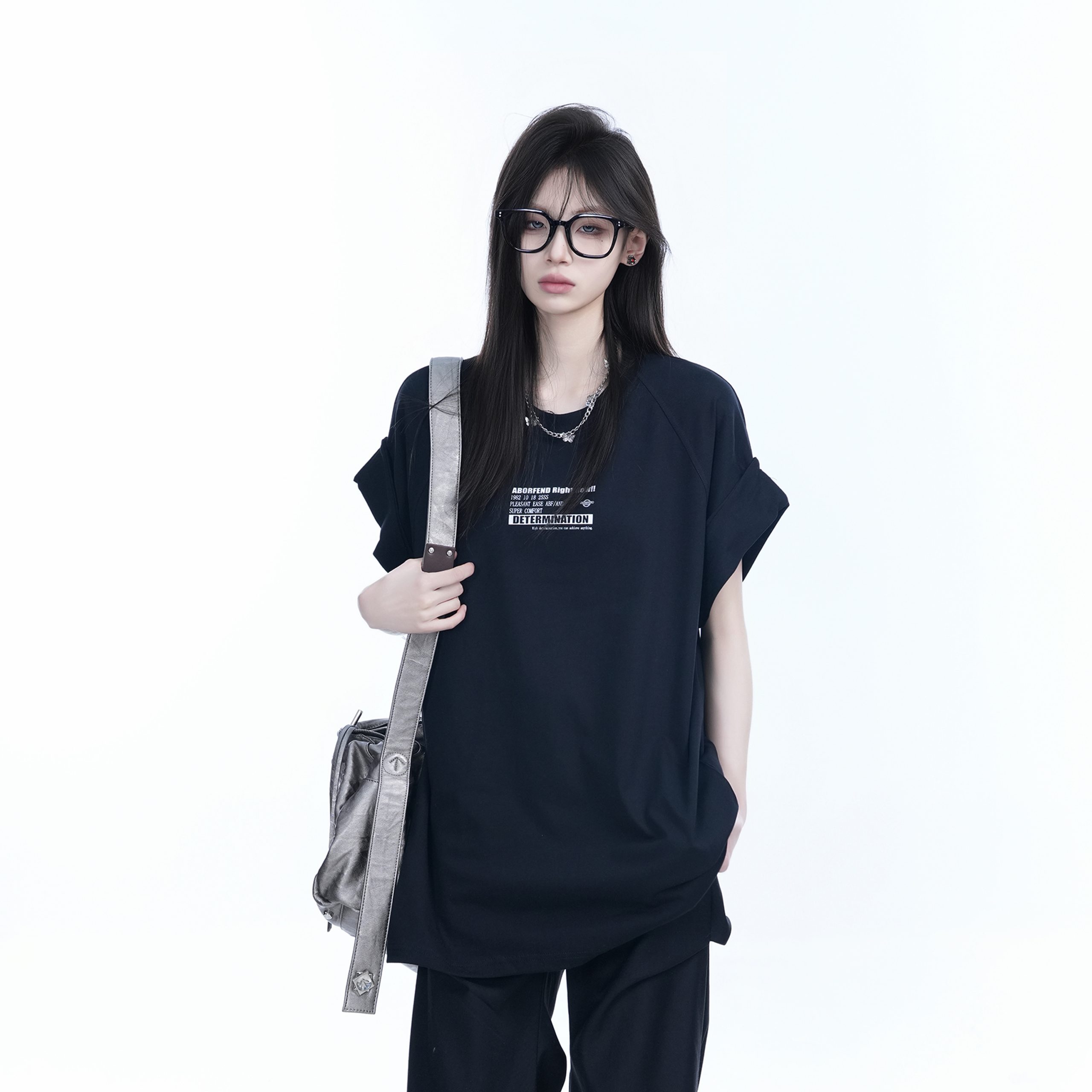 American Retro Black Sleeveless T-Shirt for Women - Summer Sports Style, Loose Fit Unisex Tee with Fun Mountain Quote American Retro Black Sleeveless T-Shirt for Women - Summer Sports Style, Loose Fit Unisex Tee with Fun Mountain Quote