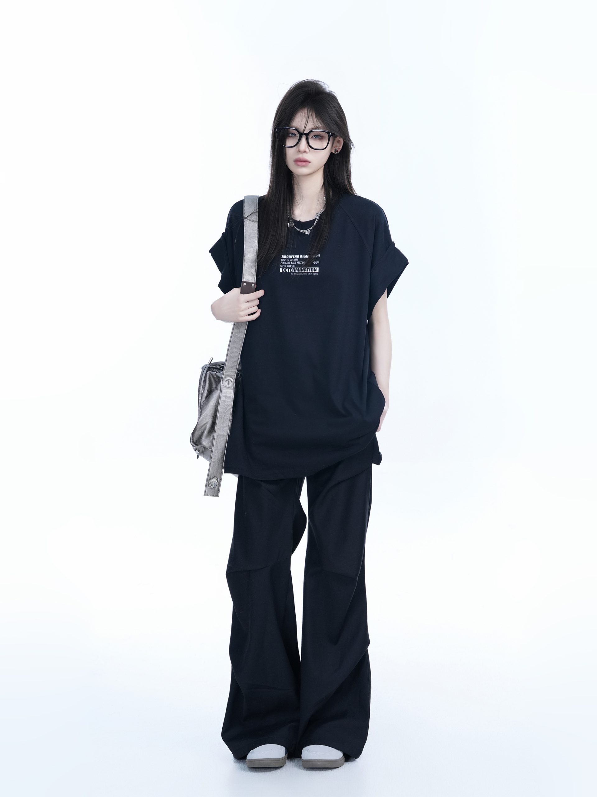 American Retro Black Sleeveless T-Shirt for Women - Summer Sports Style, Loose Fit Unisex Tee with Fun Mountain Quote American Retro Black Sleeveless T-Shirt for Women - Summer Sports Style, Loose Fit Unisex Tee with Fun Mountain Quote