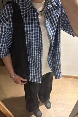 American Retro Blue Plaid Short Sleeve Shirt for Men and Women - Casual Loose Summer Fashion