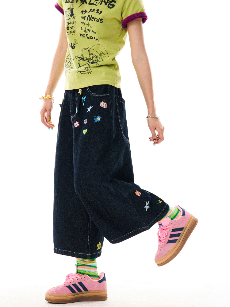 American Retro Cartoon Printed Denim Shorts for Women - Loose Fit, Versatile Seven-Point Wide-Leg Style American Retro Cartoon Printed Denim Shorts for Women - Loose Fit, Versatile Seven-Point Wide-Leg Style