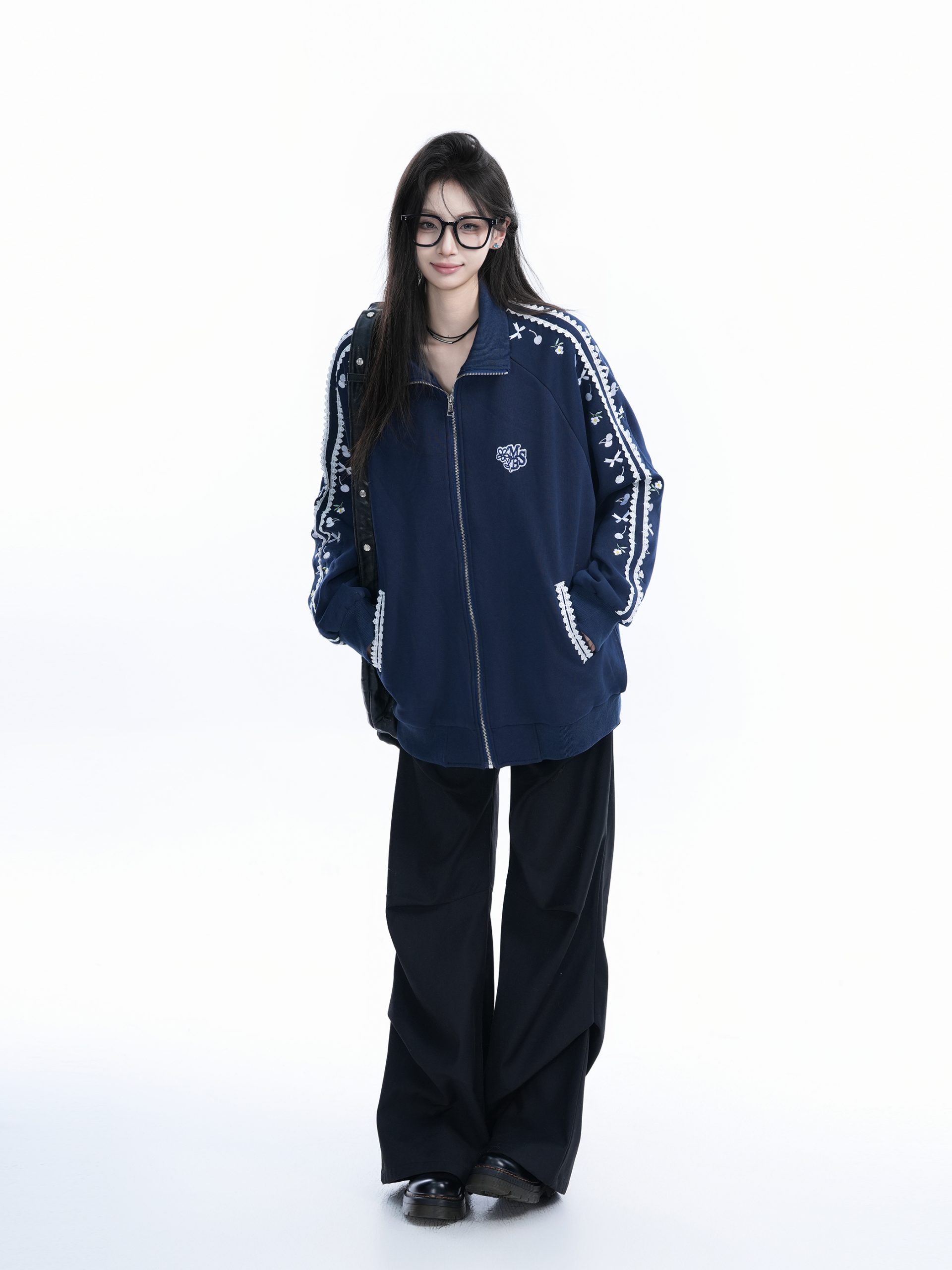 American Retro Cherry Bow Embroidered Cardigan Sweatshirt for Women - Plush Loose Zip-Up Jacket, Y2K Inspired Fashion American Retro Cherry Bow Embroidered Cardigan Sweatshirt for Women - Plush Loose Zip-Up Jacket, Y2K Inspired Fashion