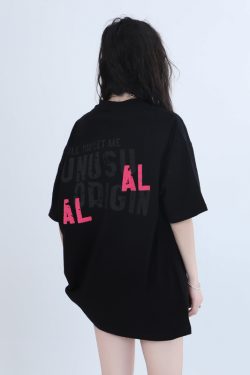 American Retro Color-Blocked Letter Short Sleeve T-Shirt for Women - Unique Loose Trendy Style, Casual Vintage 90s Fashion