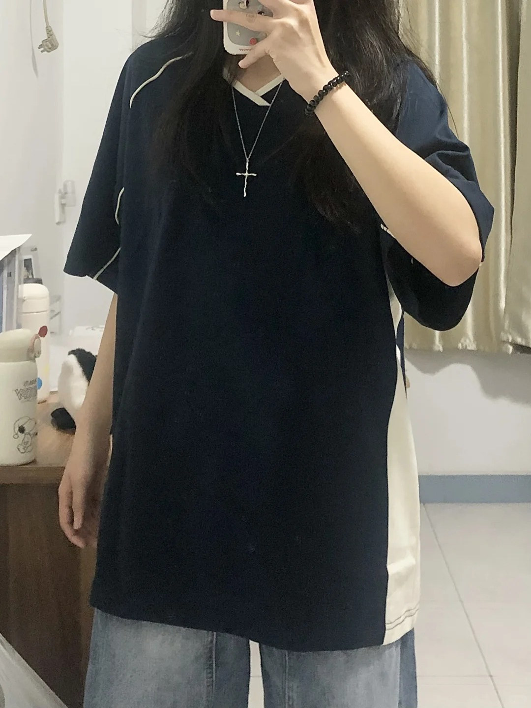 American Retro Color-Blocked V-Neck Short Sleeve T-Shirt for Women - Trendy Summer Sports College Style Top American Retro Color-Blocked V-Neck Short Sleeve T-Shirt for Women - Trendy Summer Sports College Style Top