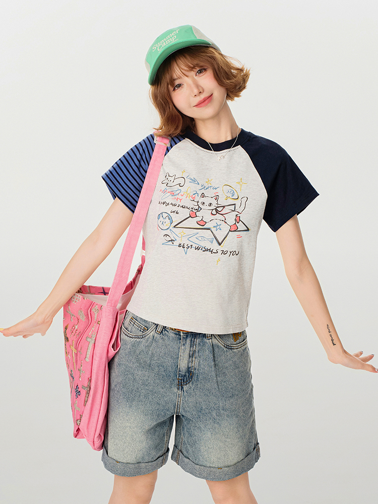 American Retro Color-Blocking Printed Raglan Short Sleeve T-Shirt for Women - Slim Fit Casual Summer Top American Retro Color-Blocking Printed Raglan Short Sleeve T-Shirt for Women - Slim Fit Casual Summer Top