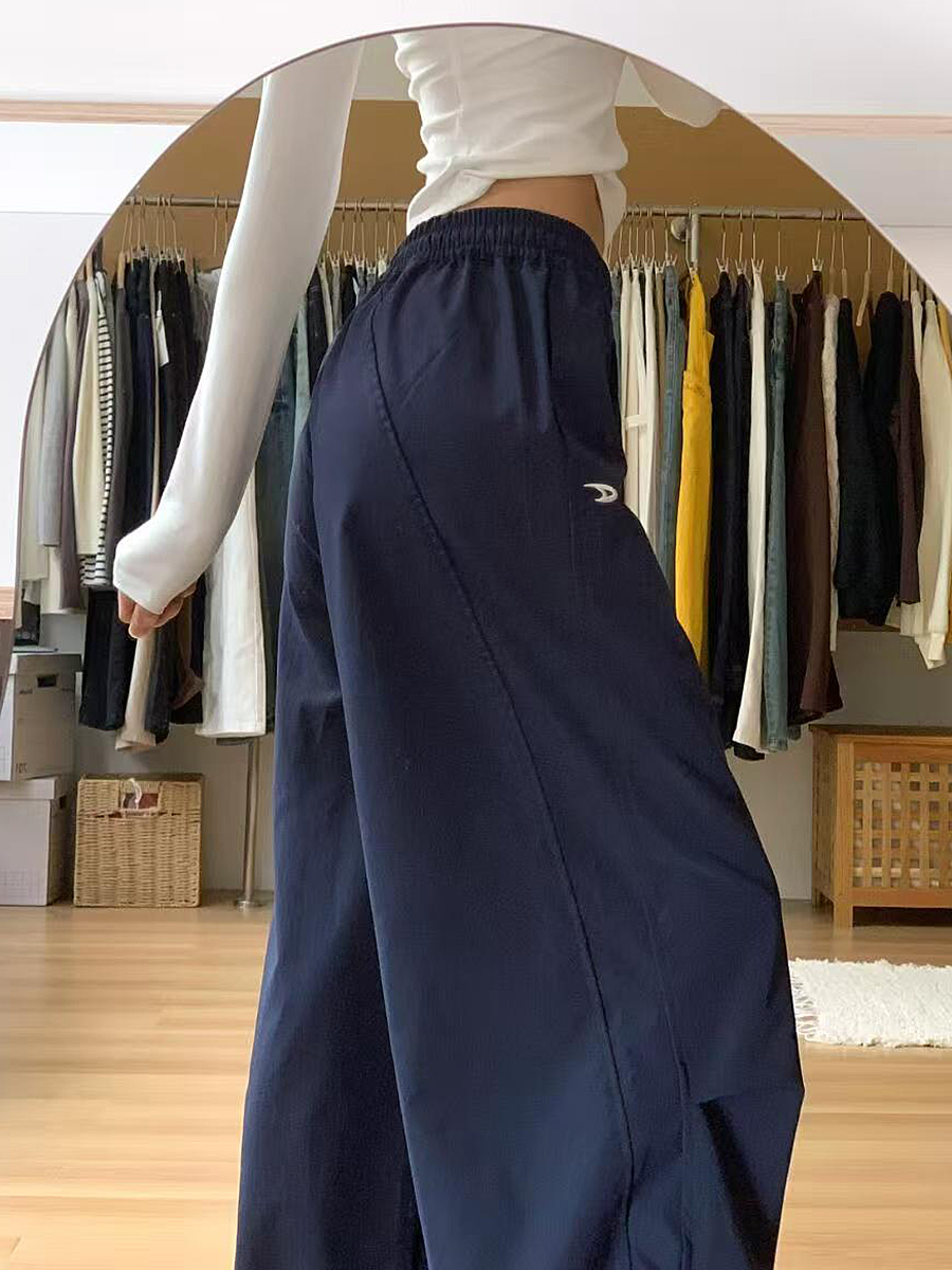 American Retro Dark Blue Wide-Leg Cargo Pants for Women - Casual Straight-Leg Sports Trousers with Drawstring, Floor-Length for Spring Autumn American Retro Dark Blue Wide-Leg Cargo Pants for Women - Casual Straight-Leg Sports Trousers with Drawstring, Floor-Length for Spring Autumn