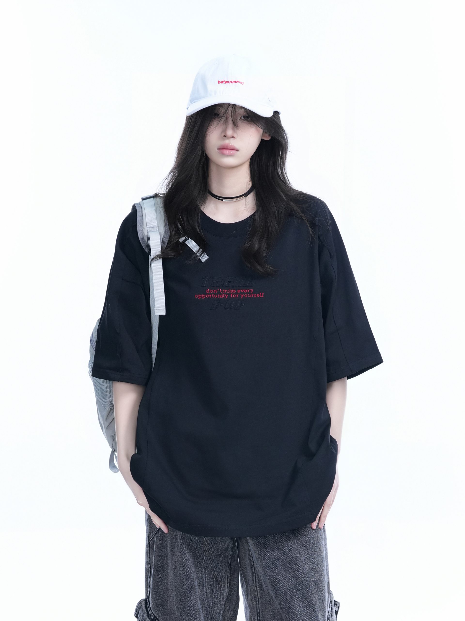 American Retro Embroidered Black Short-Sleeve T-Shirt for Women - Oversized Loose Fit, Trendy Summer Style American Retro Embroidered Black Short-Sleeve T-Shirt for Women - Oversized Loose Fit, Trendy Summer Style