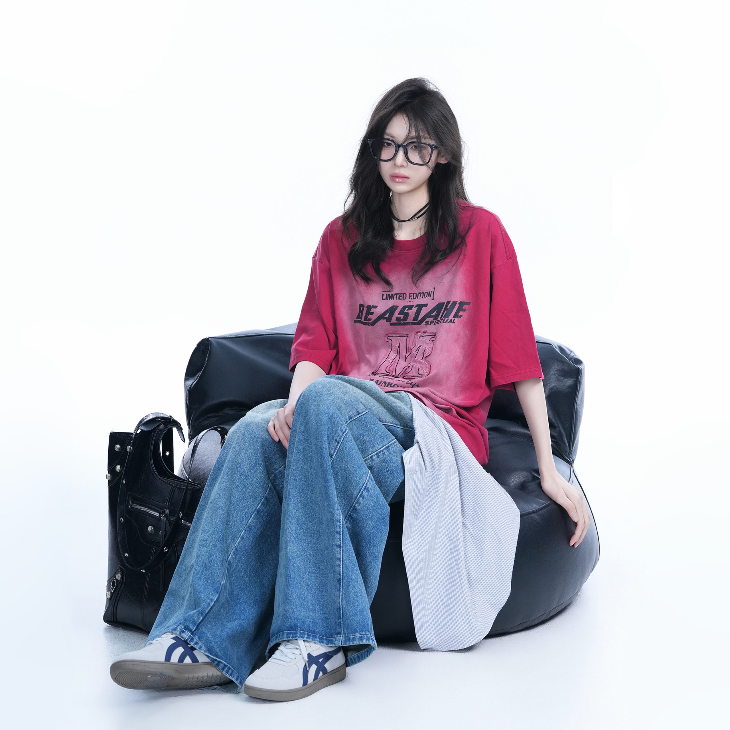 American Retro Gradient Red Short-Sleeve T-Shirt for Women, Unique Loose Fit with Embroidery, Y2K Inspired Fashion Top American Retro Gradient Red Short-Sleeve T-Shirt for Women, Unique Loose Fit with Embroidery, Y2K Inspired Fashion Top