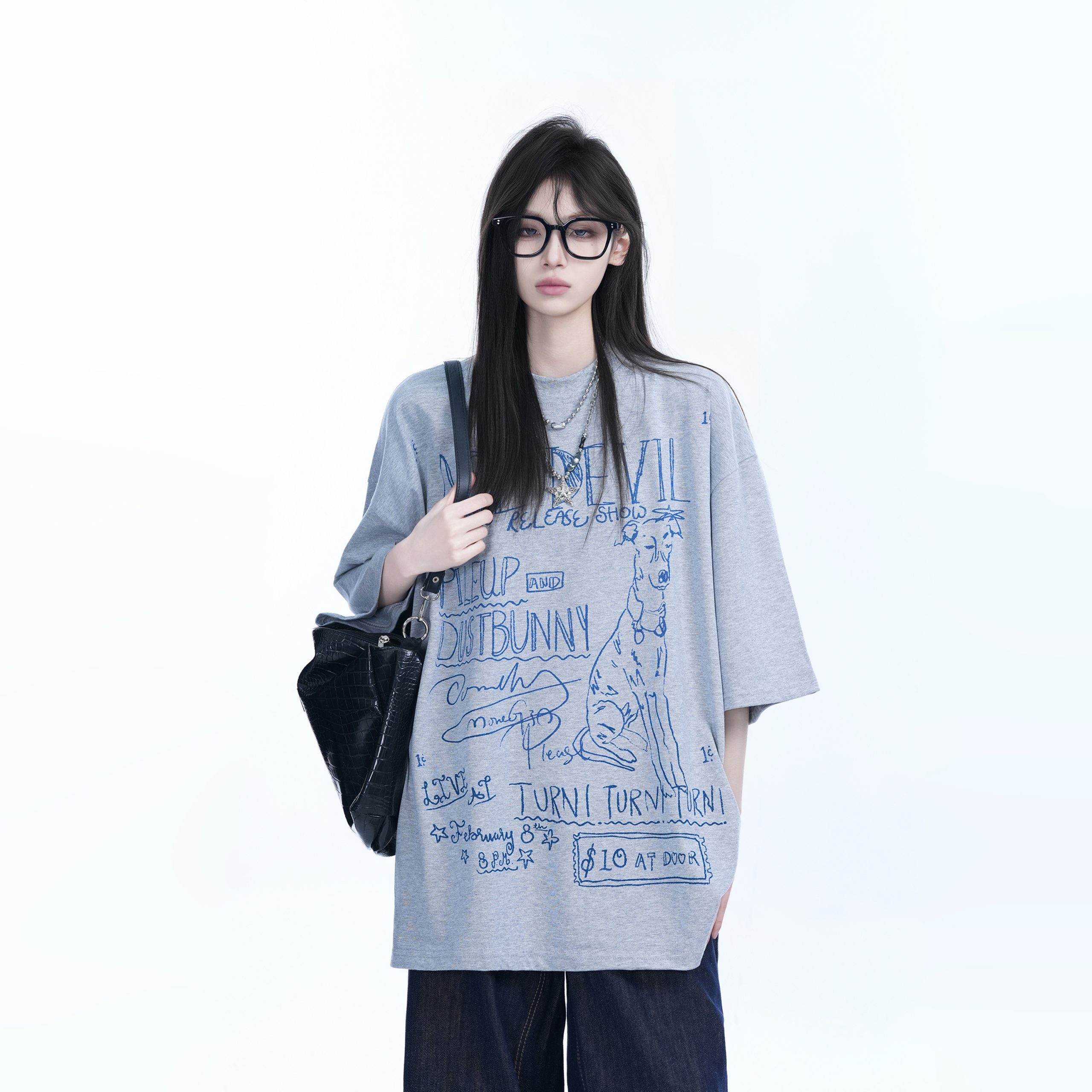 American Retro Graffiti Oversized Short Sleeve T-Shirt for Women - "Sit and Eat Until the Mountains Are Empty" Trendy Casual Style American Retro Graffiti Oversized Short Sleeve T-Shirt for Women - "Sit and Eat Until the Mountains Are Empty" Trendy Casual Style