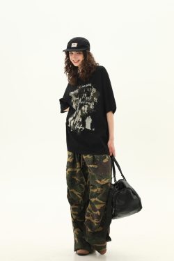 American Retro Graffiti Short Sleeve T-Shirt for Men and Women - Loose Fit Summer Streetwear Couple Top