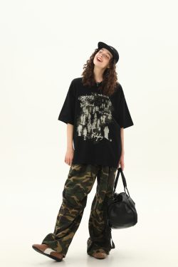 American Retro Graffiti Short Sleeve T-Shirt for Men and Women - Loose Fit Summer Streetwear Couple Top