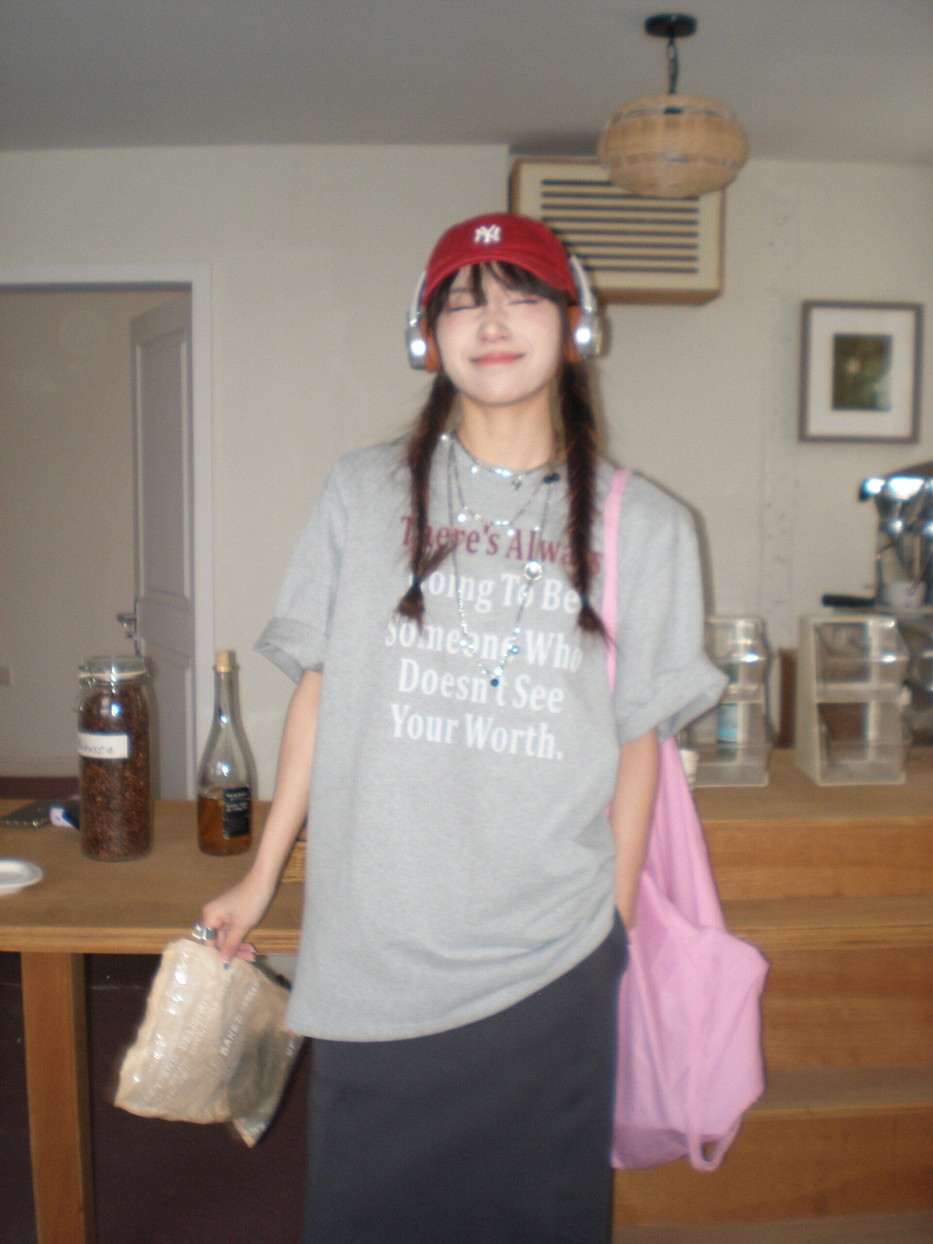 American Retro Gray Letter Print Cotton Heavyweight Loose Casual Short Sleeve T-Shirt for Men and Women, Y2K Style American Retro Gray Letter Print Cotton Heavyweight Loose Casual Short Sleeve T-Shirt for Men and Women, Y2K Style