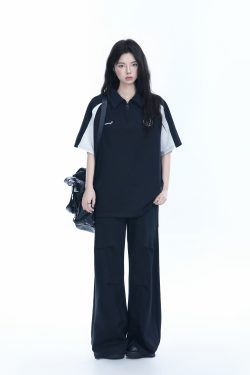 American Retro Half-Zip Collar Short-Sleeve T-Shirt for Women - Loose Fit Polo Style with Mountain-Inspired Graphic