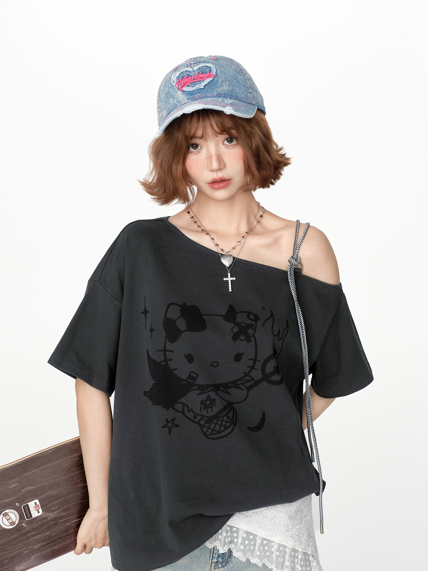 American Retro Off-Shoulder Short Sleeve T-Shirt for Women, Summer Tie Design, Loose Slimming Top, Girly Y2K Fashion Style American Retro Off-Shoulder Short Sleeve T-Shirt for Women, Summer Tie Design, Loose Slimming Top, Girly Y2K Fashion Style
