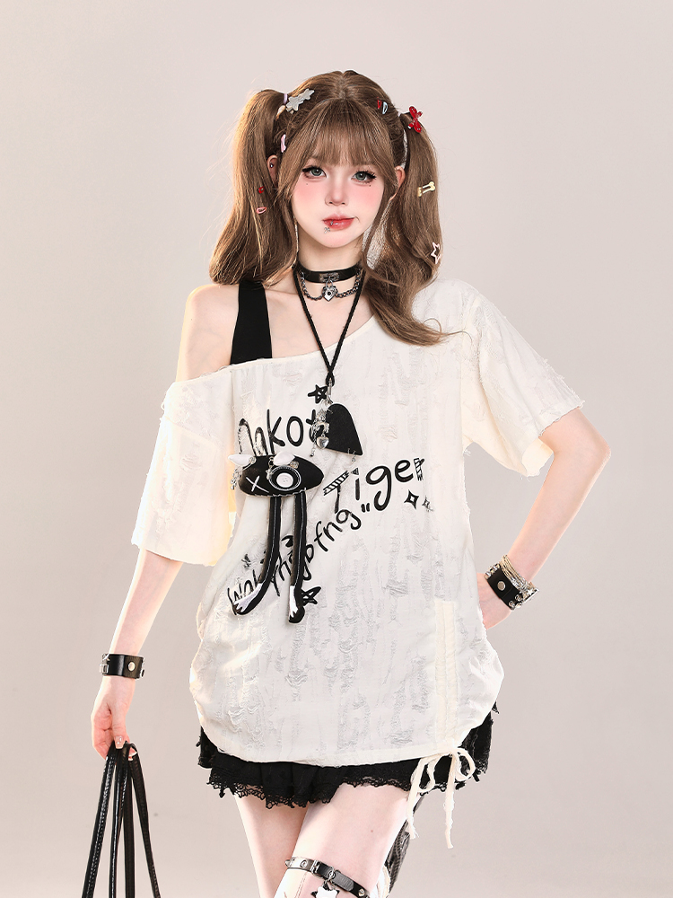 American Retro Off-Shoulder Slanted Short-Sleeve T-Shirt for Women - Summer 2025 Sweet & Spicy Girl Cover-Up Top American Retro Off-Shoulder Slanted Short-Sleeve T-Shirt for Women - Summer 2025 Sweet & Spicy Girl Cover-Up Top