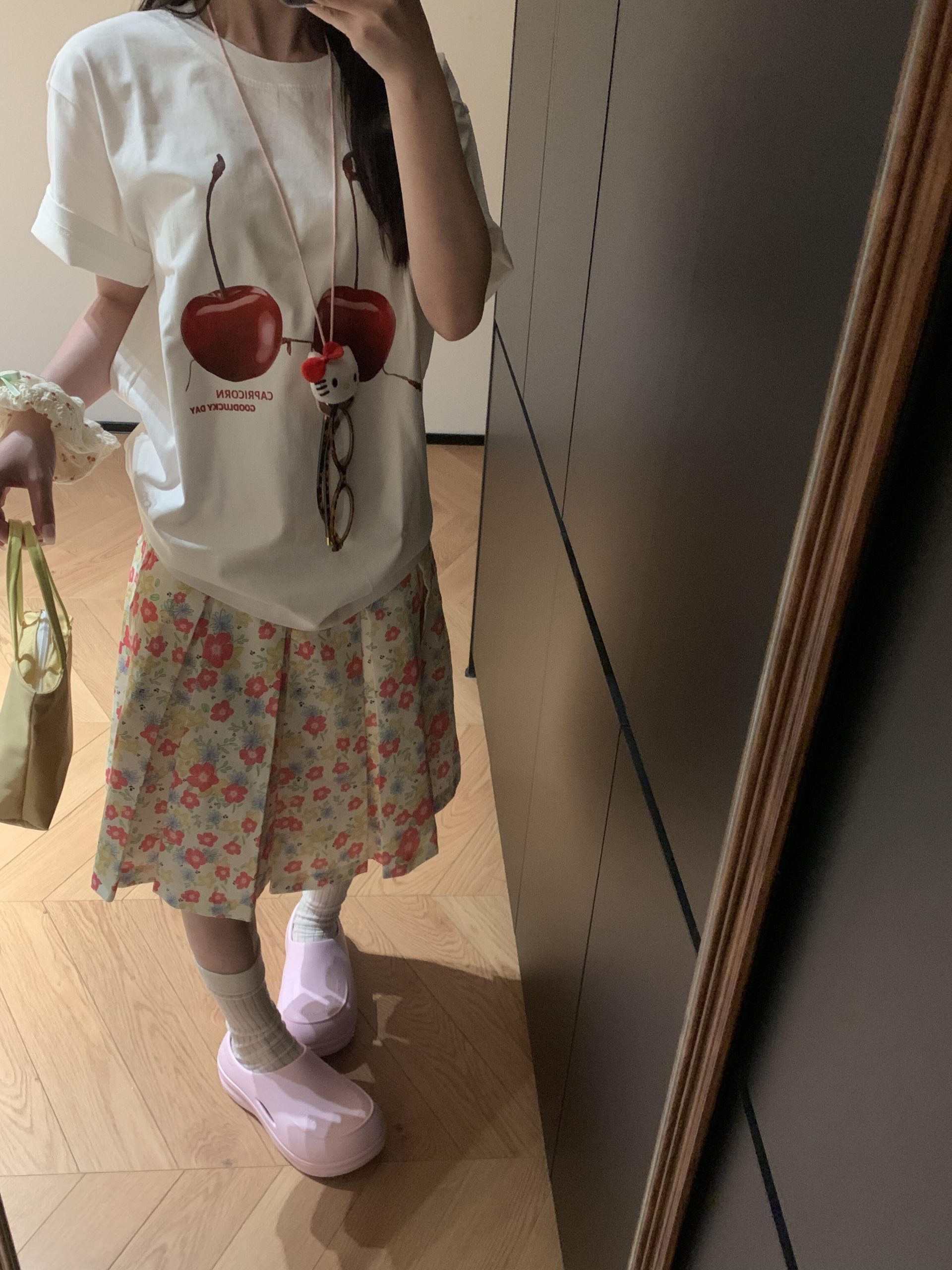 American Retro Pink Floral Midi Skirt for Women - Versatile High-Waisted Pleated Summer Skirt, Casual 90s Style American Retro Pink Floral Midi Skirt for Women - Versatile High-Waisted Pleated Summer Skirt, Casual 90s Style