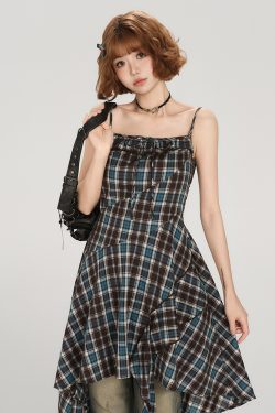 American Retro Plaid Spaghetti Strap Dress for Women - Fitted Summer Style, Cute Girly Design, Perfect for Y2K Fashion Lovers