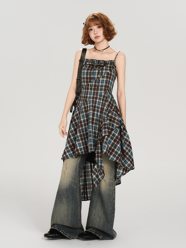 American Retro Plaid Spaghetti Strap Dress for Women - Fitted Summer Style, Cute Girly Design, Perfect for Y2K Fashion Lovers American Retro Plaid Spaghetti Strap Dress for Women - Fitted Summer Style, Cute Girly Design, Perfect for Y2K Fashion Lovers