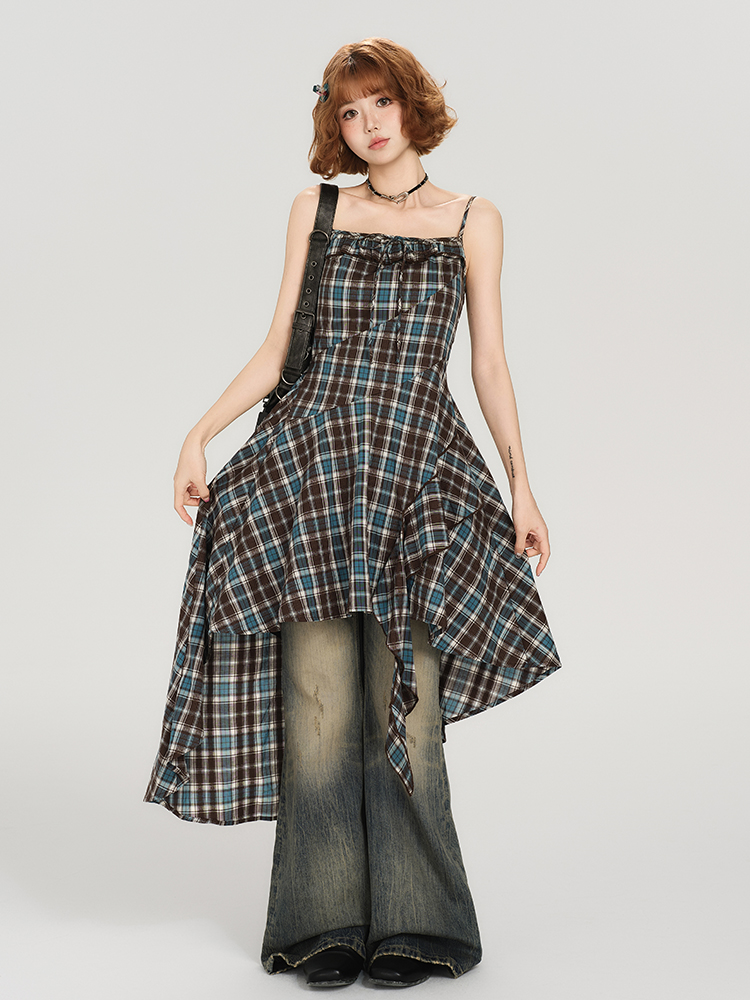American Retro Plaid Spaghetti Strap Dress for Women - Fitted Summer Style, Cute Girly Design, Perfect for Y2K Fashion Lovers American Retro Plaid Spaghetti Strap Dress for Women - Fitted Summer Style, Cute Girly Design, Perfect for Y2K Fashion Lovers
