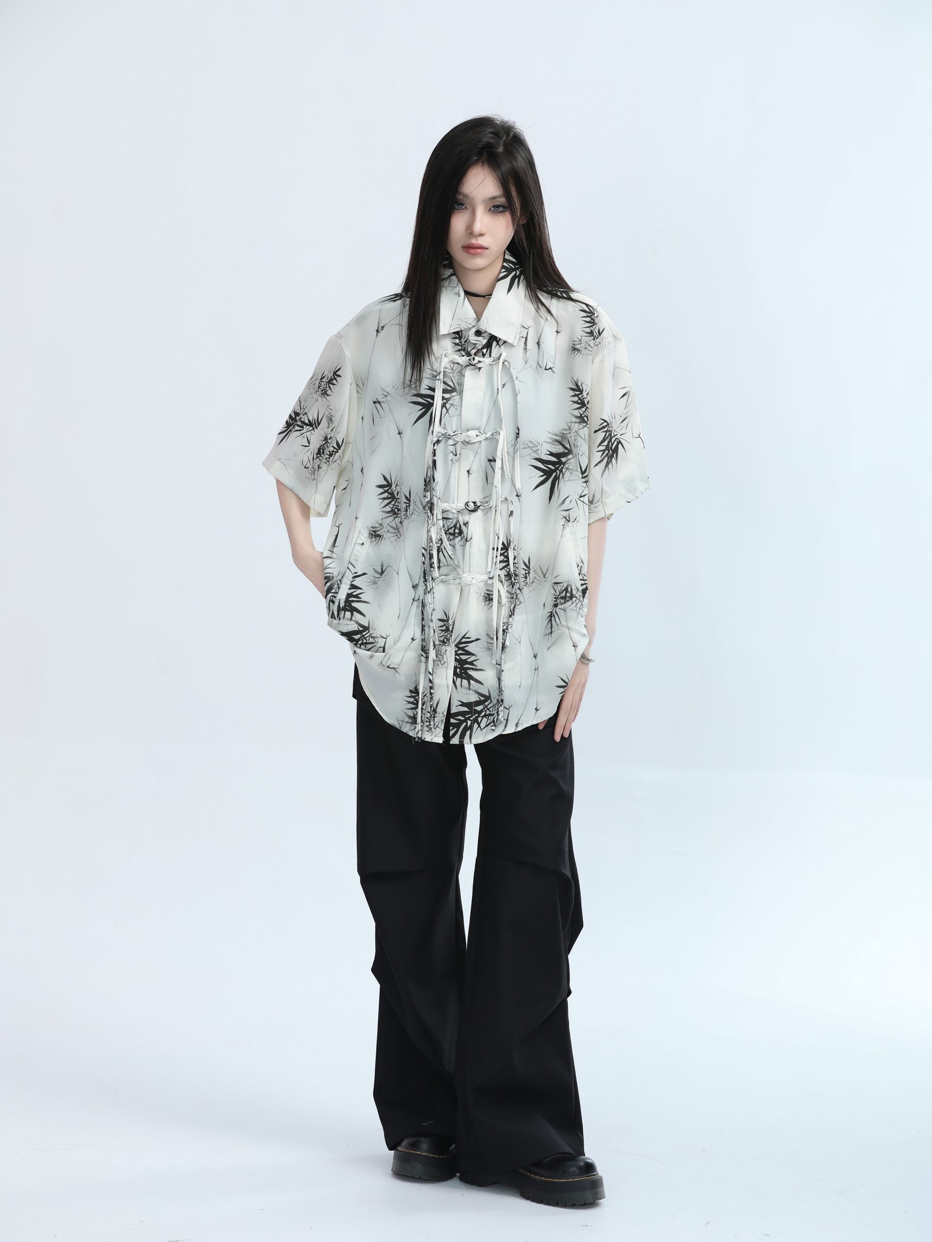 American Retro Pleated Black Casual Pants for Women - Niche Loose Straight Wide-Leg Design, Vintage Style, Comfortable Fit American Retro Pleated Black Casual Pants for Women - Niche Loose Straight Wide-Leg Design, Vintage Style, Comfortable Fit