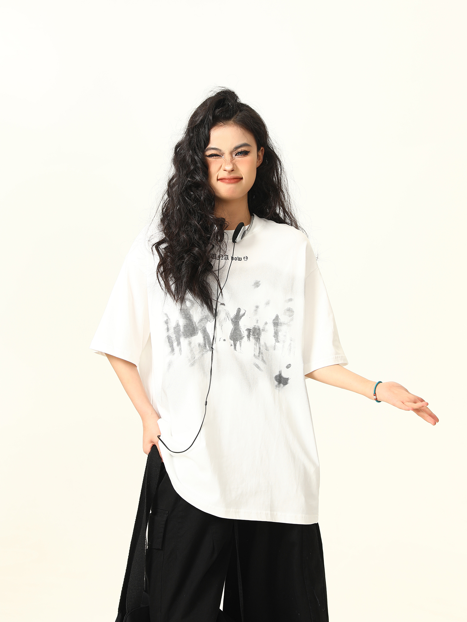 American Retro Printed Short-Sleeve T-Shirt for Men and Women, Oversized Summer Couple Top, Vintage 90s Style American Retro Printed Short-Sleeve T-Shirt for Men and Women, Oversized Summer Couple Top, Vintage 90s Style