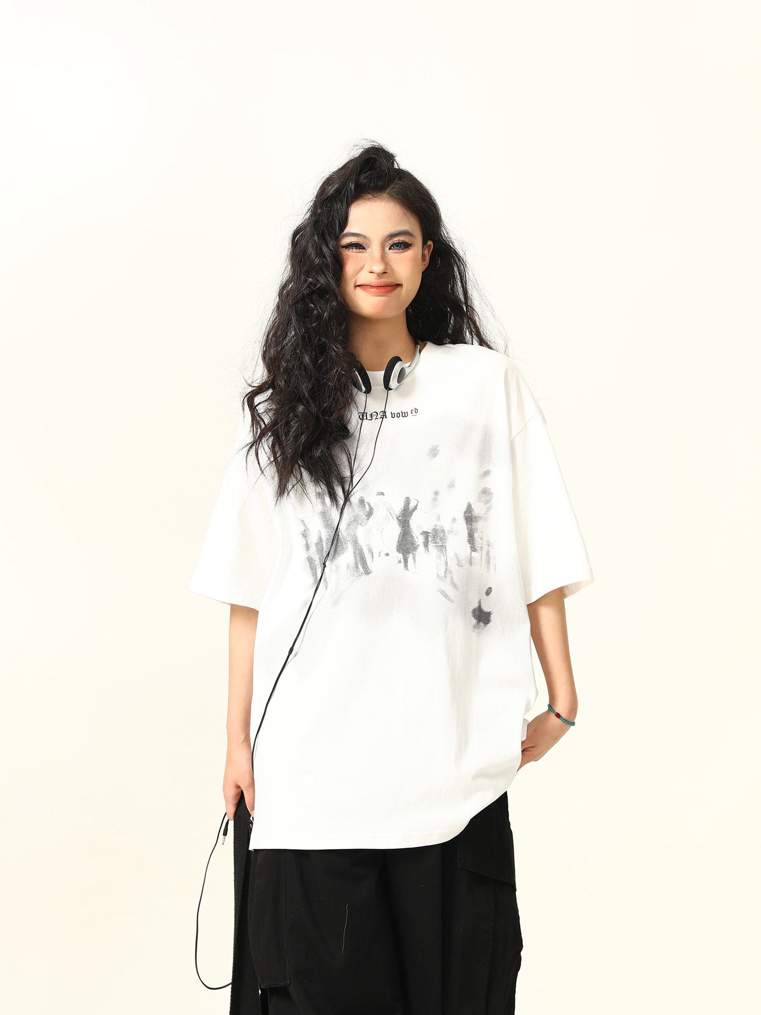 American Retro Printed Short-Sleeve T-Shirt for Men and Women, Oversized Summer Couple Top, Vintage 90s Style American Retro Printed Short-Sleeve T-Shirt for Men and Women, Oversized Summer Couple Top, Vintage 90s Style