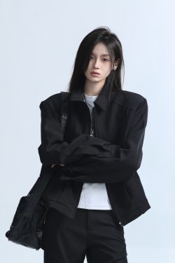 American Retro Punk Style Women's Zip-Up Short Jacket with Unique Design and Loose Fit