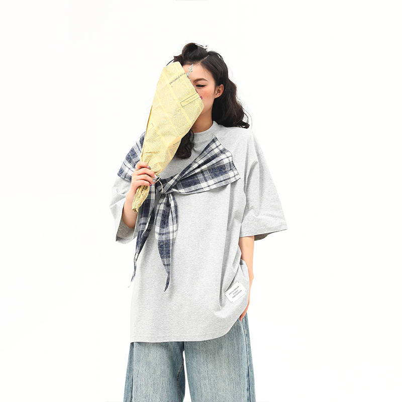 American Retro Short-Sleeve T-Shirt for Women - Wild A-Zi Shawl Design, Loose Fit, Summer Versatile Style American Retro Short-Sleeve T-Shirt for Women - Wild A-Zi Shawl Design, Loose Fit, Summer Versatile Style