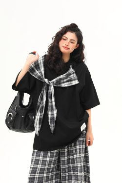 American Retro Short-Sleeve T-Shirt for Women - Wild A-Zi Shawl Design, Loose Fit, Summer Versatile Style