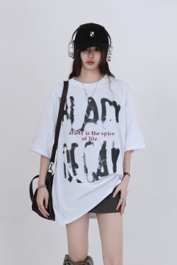 American Retro Short-Sleeve T-Shirt for Women, Summer Loose Fit, Niche Couple Graphic Tee, Vintage-Inspired Mountain Design