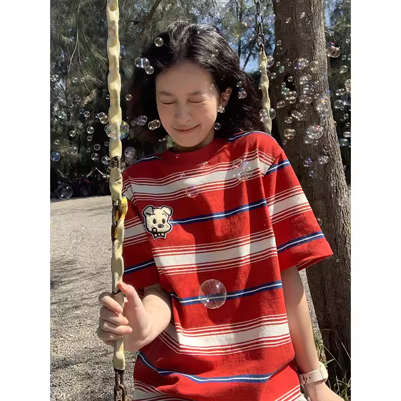 American Retro Striped Short Sleeve Casual Color-Blocking T-Shirt for Women - Summer Loose Fit College Style Top American Retro Striped Short Sleeve Casual Color-Blocking T-Shirt for Women - Summer Loose Fit College Style Top