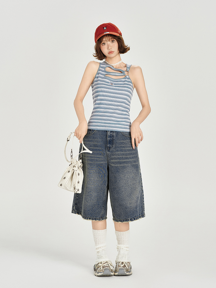 American Retro Striped Sleeveless T-Shirt for Women - Summer Slim Fit Flattering Tank Top, Niche Design, Y2K Style American Retro Striped Sleeveless T-Shirt for Women - Summer Slim Fit Flattering Tank Top, Niche Design, Y2K Style