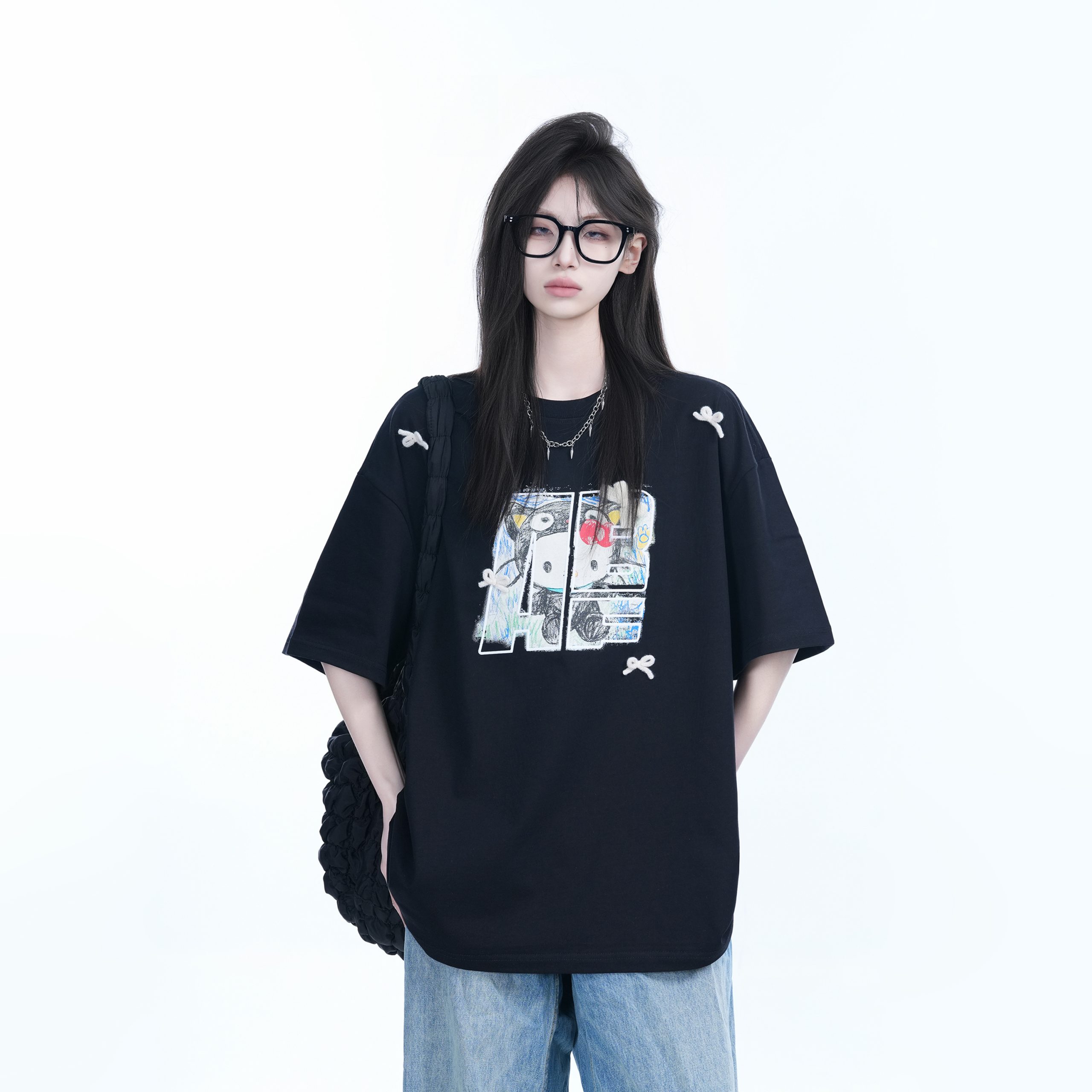 American Retro Style Black Short-Sleeve T-Shirt for Women with Kitty Cat Graffiti, Loose Round Neck, Y2K Vibe, Casual Fashion Top American Retro Style Black Short-Sleeve T-Shirt for Women with Kitty Cat Graffiti, Loose Round Neck, Y2K Vibe, Casual Fashion Top
