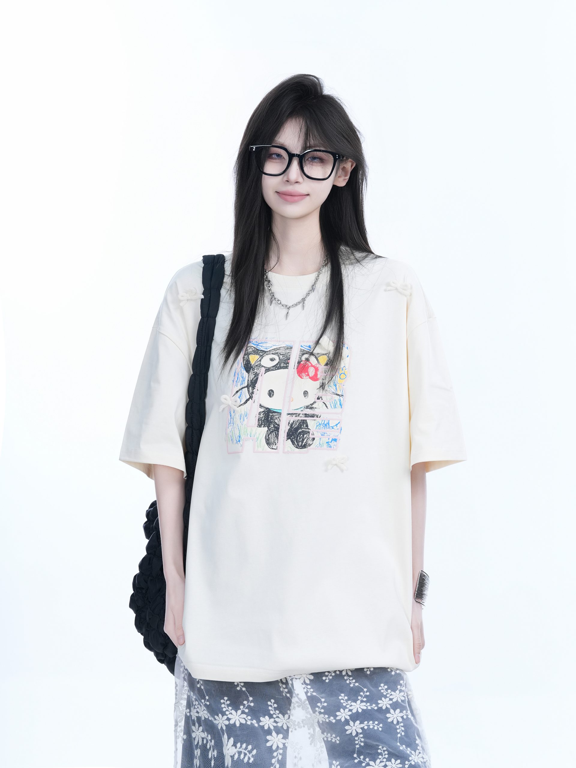 American Retro Style Black Short-Sleeve T-Shirt for Women with Kitty Cat Graffiti, Loose Round Neck, Y2K Vibe, Casual Fashion Top American Retro Style Black Short-Sleeve T-Shirt for Women with Kitty Cat Graffiti, Loose Round Neck, Y2K Vibe, Casual Fashion Top