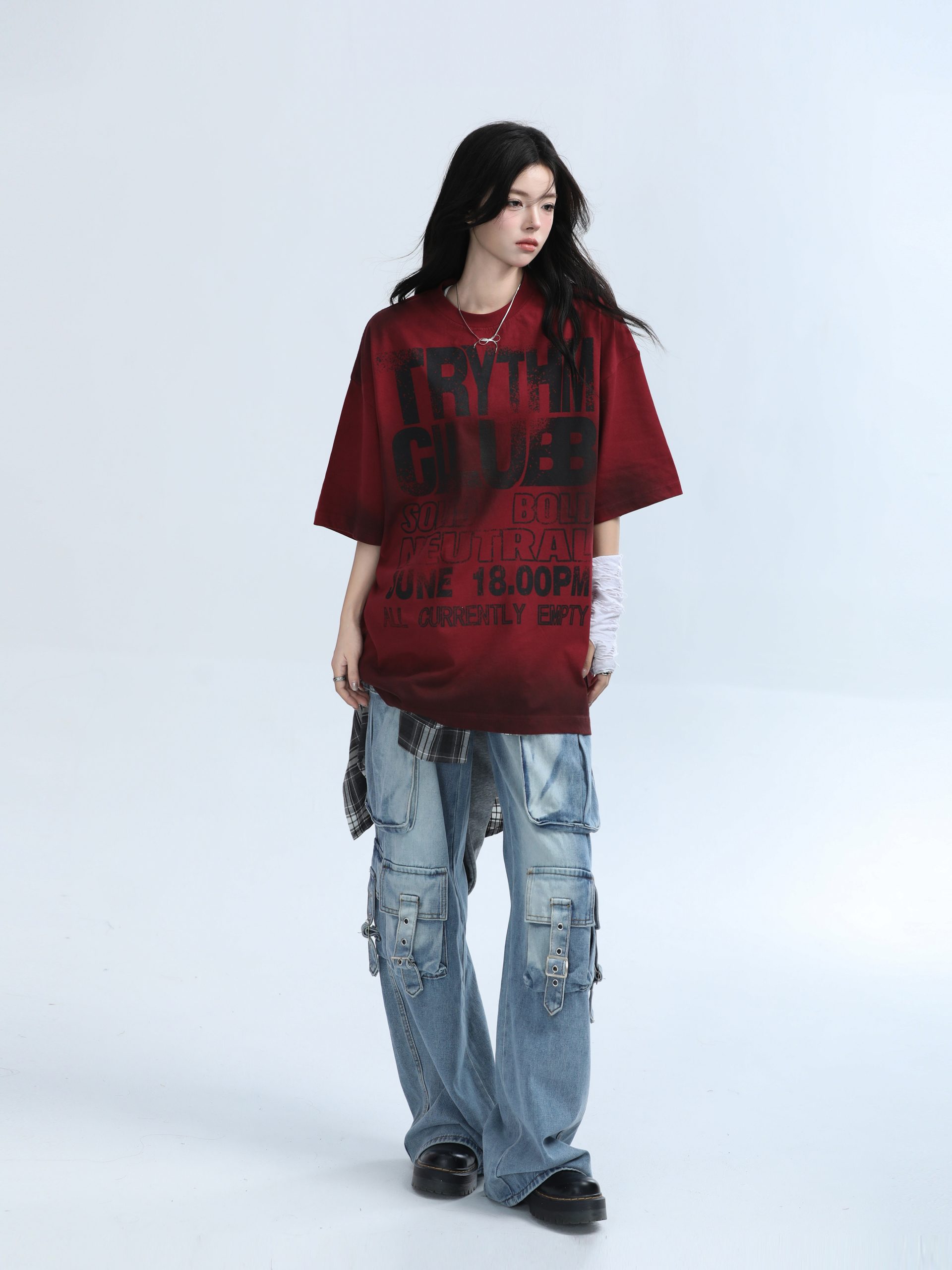 American Retro Tie-Dye Red Short Sleeve T-Shirt for Women - Heavy-Duty Loose Fit Summer Tee with Mountain Graphic Design American Retro Tie-Dye Red Short Sleeve T-Shirt for Women - Heavy-Duty Loose Fit Summer Tee with Mountain Graphic Design