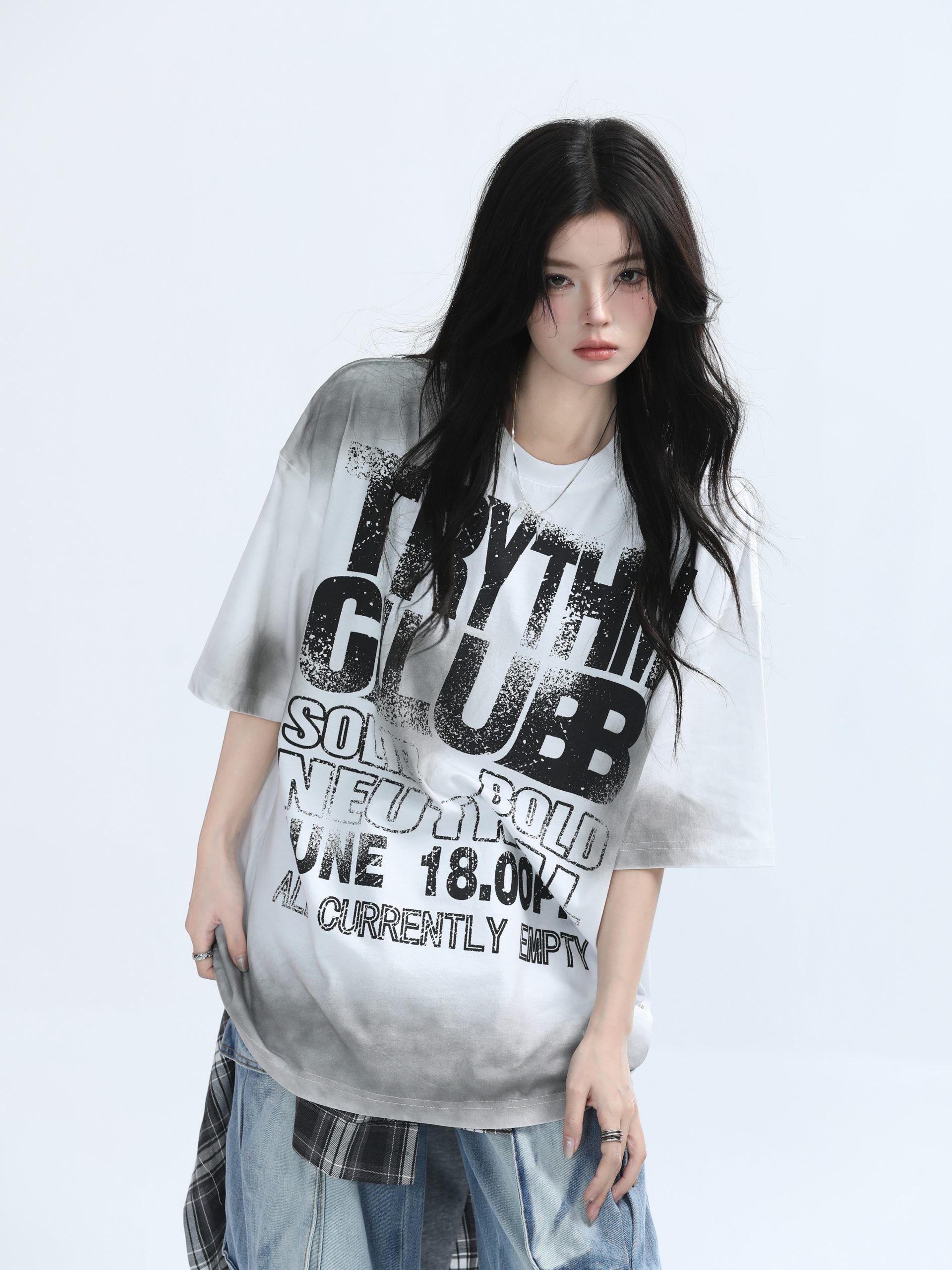 American Retro Tie-Dye Red Short Sleeve T-Shirt for Women - Heavy-Duty Loose Fit Summer Tee with Mountain Graphic Design American Retro Tie-Dye Red Short Sleeve T-Shirt for Women - Heavy-Duty Loose Fit Summer Tee with Mountain Graphic Design