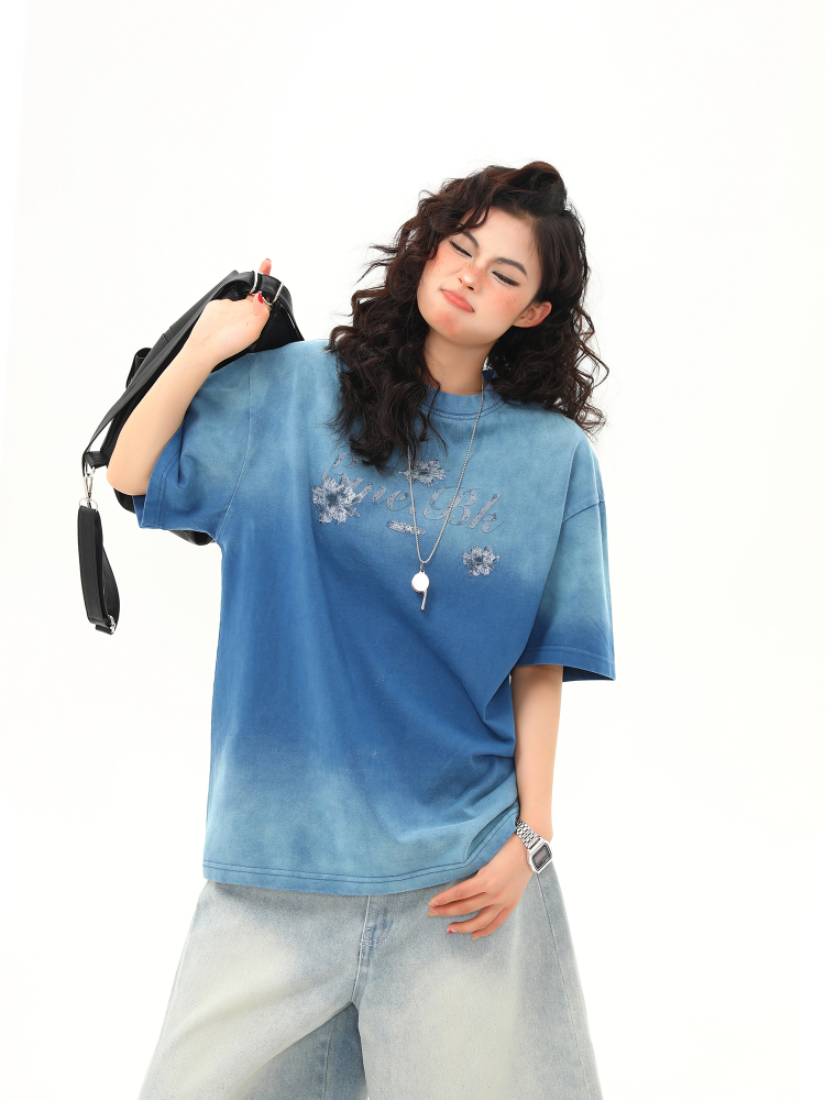 American Retro Washed Gradient Heavyweight Short-Sleeve T-Shirt for Women - Summer Versatile Loose Fit Top, Y2K Style American Retro Washed Gradient Heavyweight Short-Sleeve T-Shirt for Women - Summer Versatile Loose Fit Top, Y2K Style