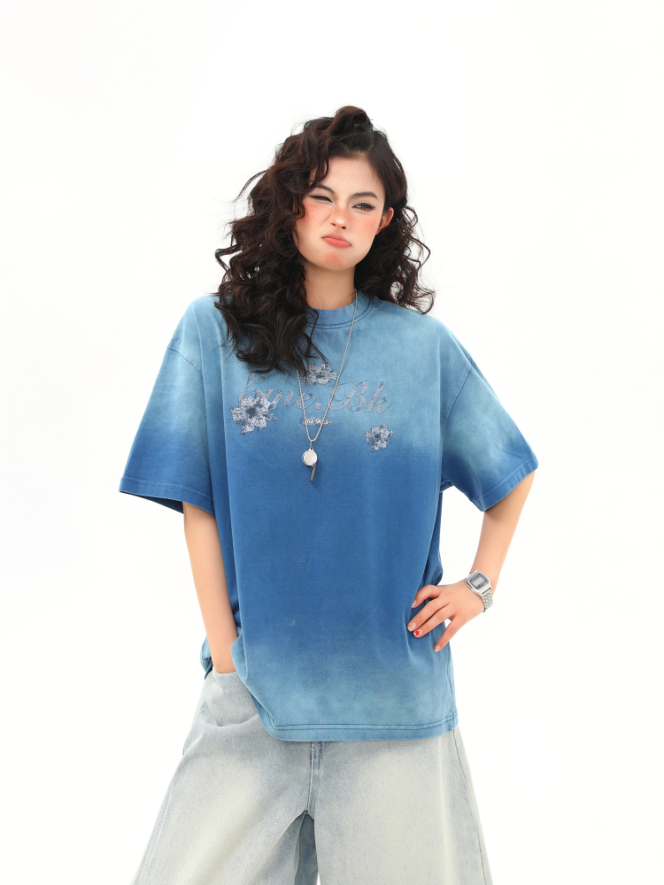 American Retro Washed Gradient Heavyweight Short-Sleeve T-Shirt for Women - Summer Versatile Loose Fit Top, Y2K Style American Retro Washed Gradient Heavyweight Short-Sleeve T-Shirt for Women - Summer Versatile Loose Fit Top, Y2K Style