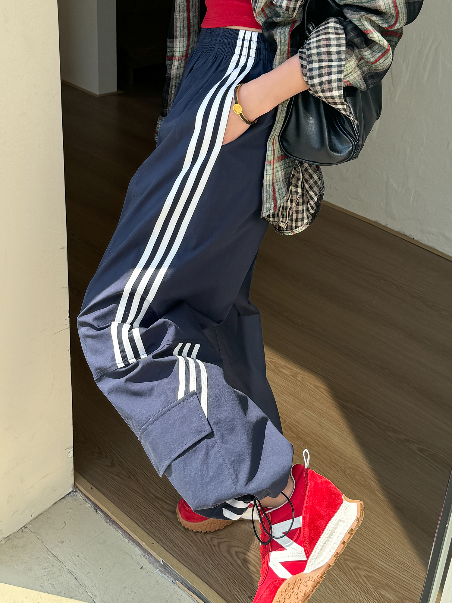 American Retro Wide-Leg Workwear Pants for Women - Light Fabric Dark Blue Casual Slimming Long Pants for Spring and Summer American Retro Wide-Leg Workwear Pants for Women - Light Fabric Dark Blue Casual Slimming Long Pants for Spring and Summer