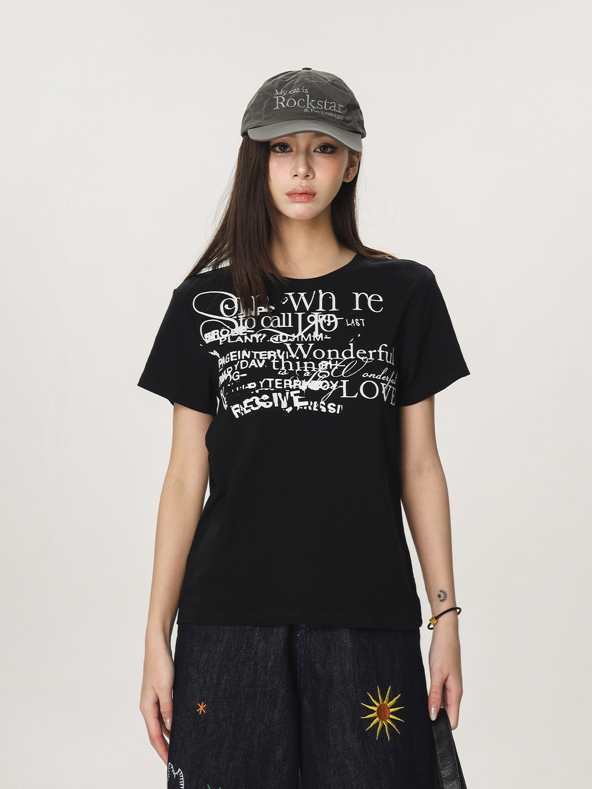 American Style Beer Team Captain Short Sleeve T-Shirt for Women – Slim Fit Summer Top with Unique Design American Style Beer Team Captain Short Sleeve T-Shirt for Women – Slim Fit Summer Top with Unique Design