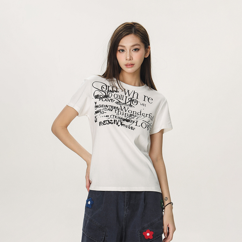 American Style Beer Team Captain Short Sleeve T-Shirt for Women – Slim Fit Summer Top with Unique Design American Style Beer Team Captain Short Sleeve T-Shirt for Women – Slim Fit Summer Top with Unique Design