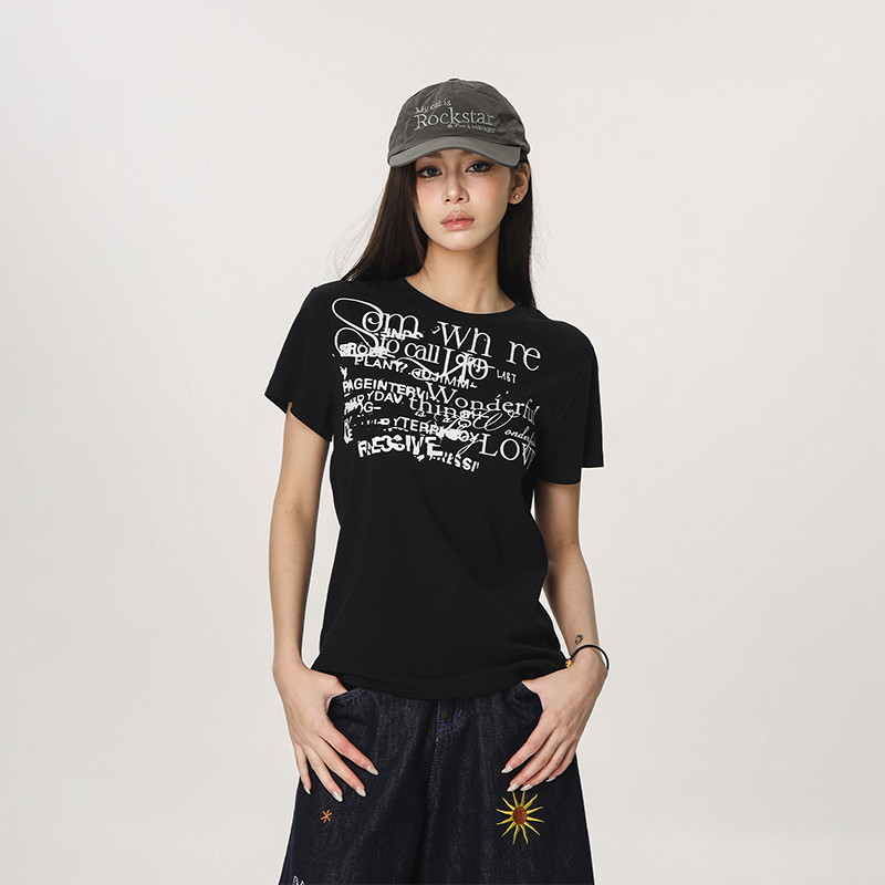 American Style Beer Team Captain Short Sleeve T-Shirt for Women – Slim Fit Summer Top with Unique Design American Style Beer Team Captain Short Sleeve T-Shirt for Women – Slim Fit Summer Top with Unique Design